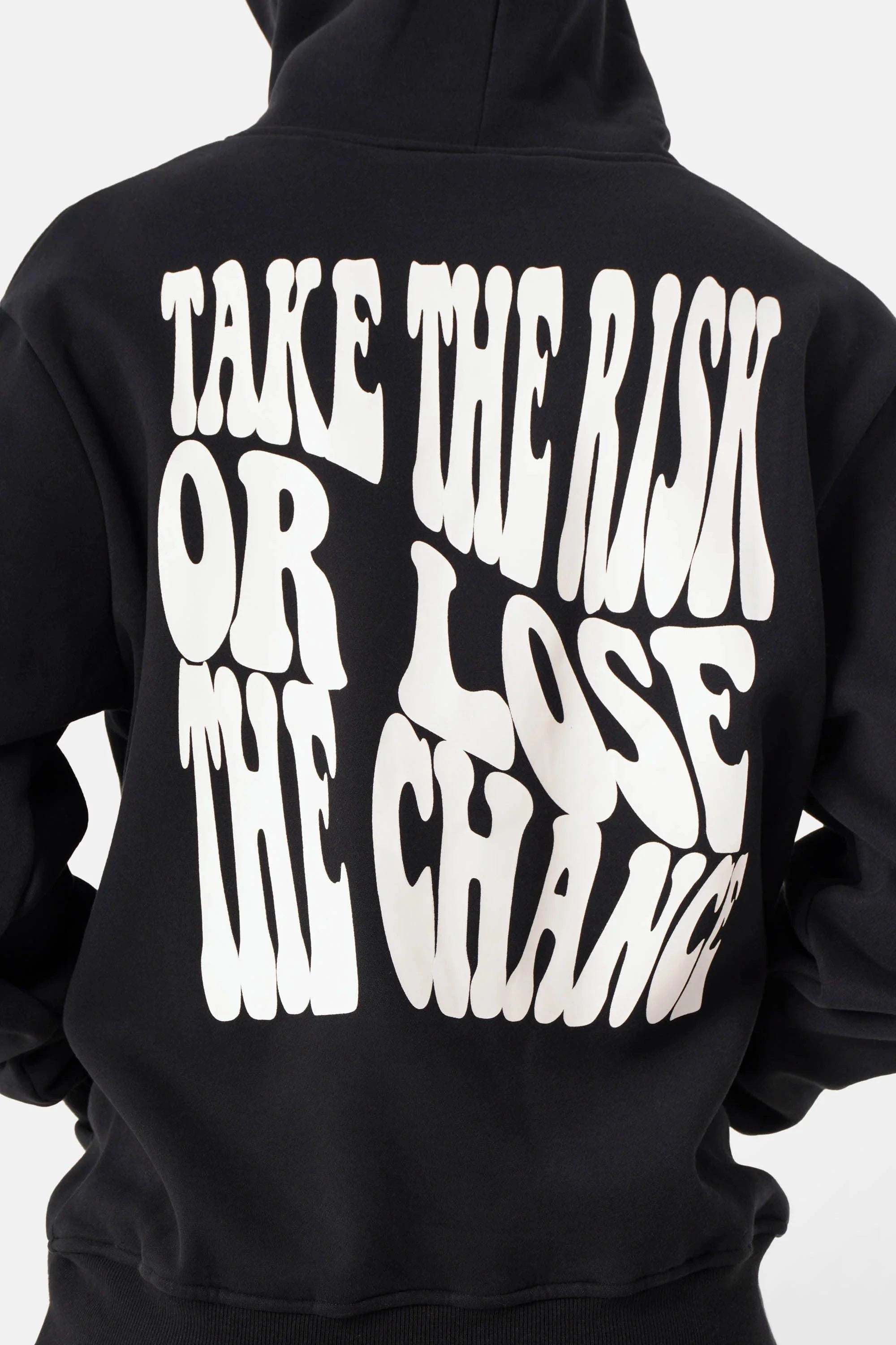HOODIE TAKE THE RISK BLACK